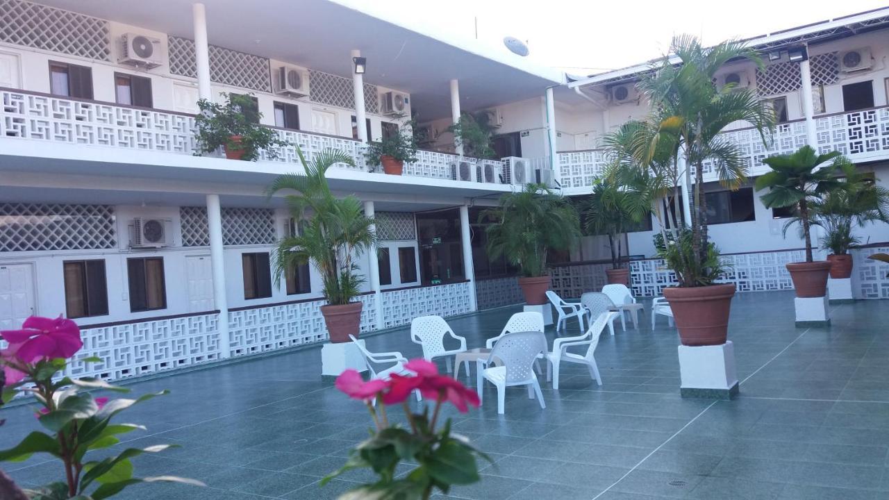 Hotel Royal Plaza Florencia  Esterno foto